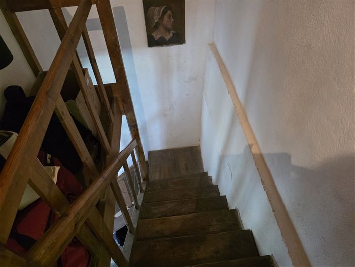 Image No.20-5 Bed House for sale