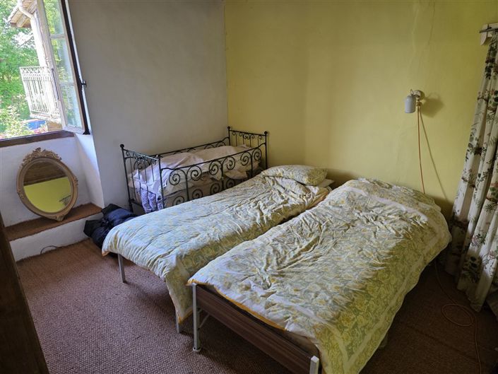 Image No.25-5 Bed House for sale