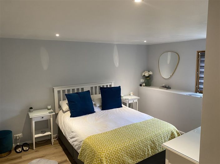 Image No.14-6 Bed House for sale