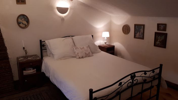 Image No.6-4 Bed House for sale