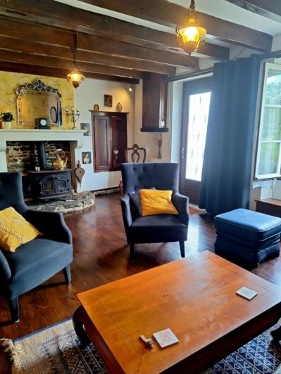 Image No.2-Maison de 4 chambres à vendre à Val-d'Oire-et-Gartempe