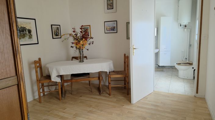 Image No.23-6 Bed House for sale