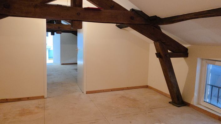 Image No.27-6 Bed House for sale