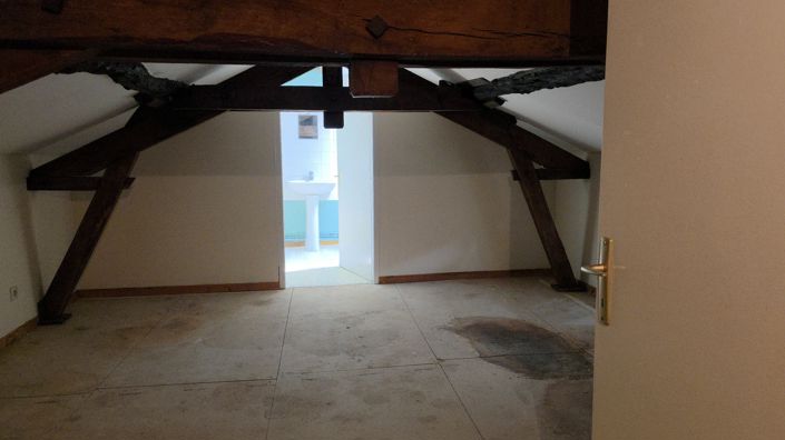 Image No.30-6 Bed House for sale