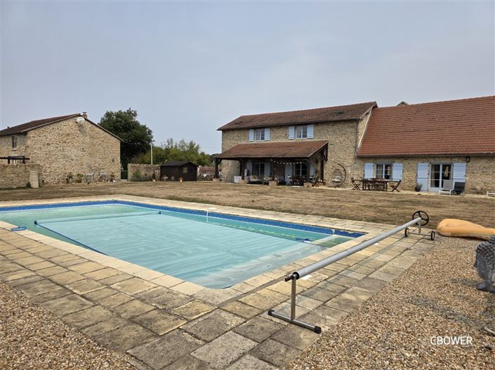 Image No.1-11 Bed House for sale