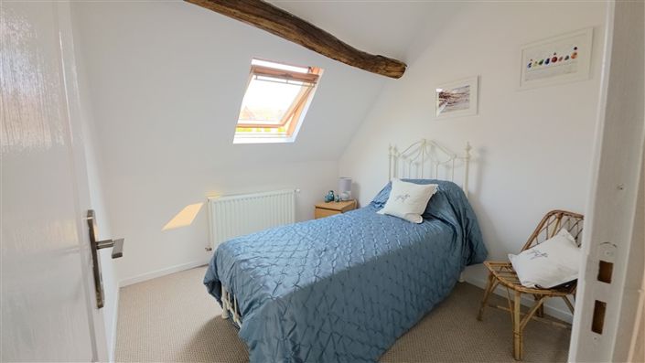 Image No.16-11 Bed House for sale