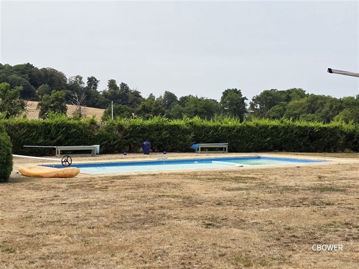 Image No.2-11 Bed House for sale