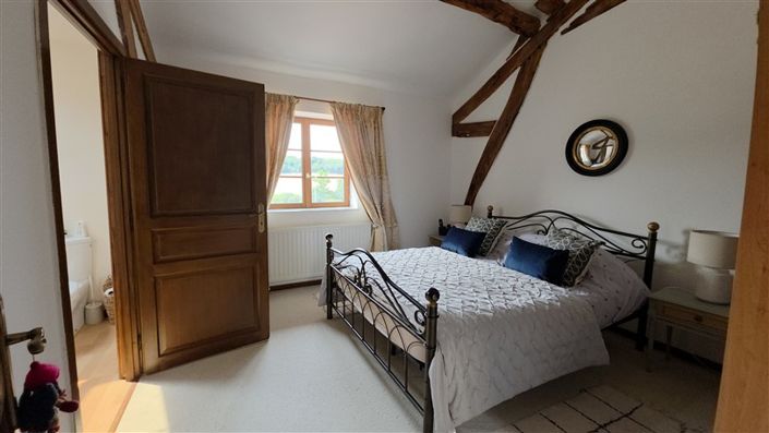 Image No.33-11 Bed House for sale