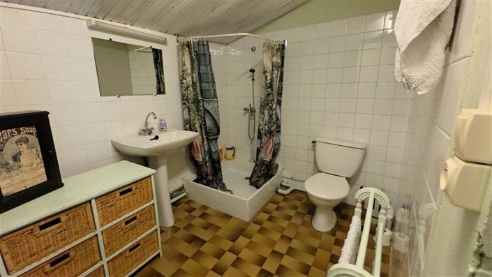 Image No.10-3 Bed Country House for sale