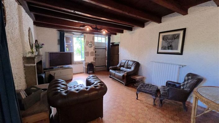 Image No.4-Maison de campagne de 3 chambres à vendre à Darnac