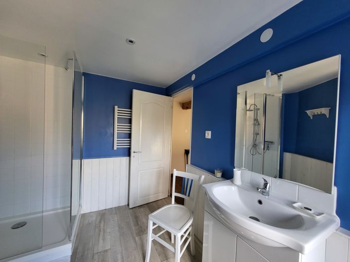 Image No.22-4 Bed House for sale