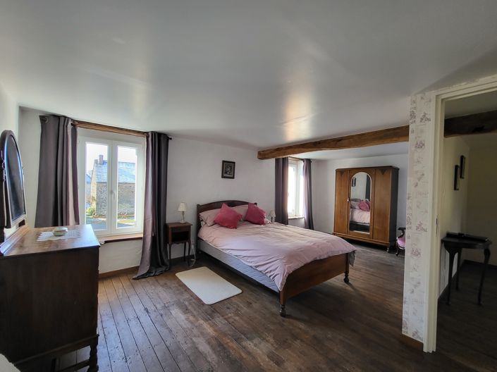 Image No.23-4 Bed House for sale