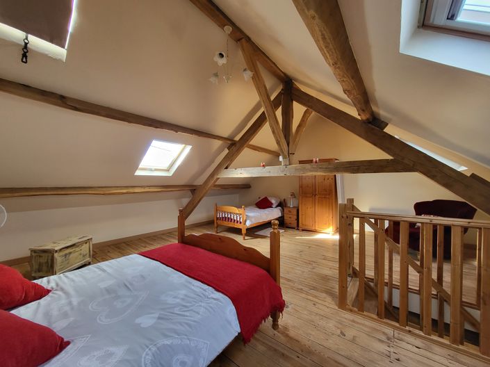 Image No.25-4 Bed House for sale