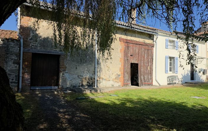 Image No.1-Maison de 2 chambres à vendre à Saint-Barbant