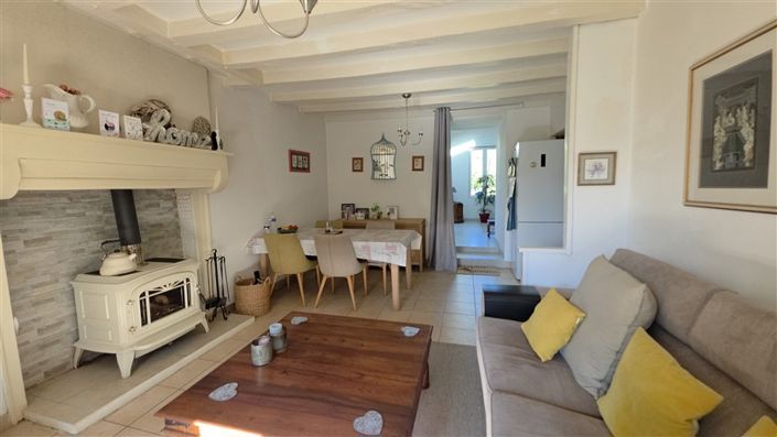 Image No.11-2 Bed House for sale