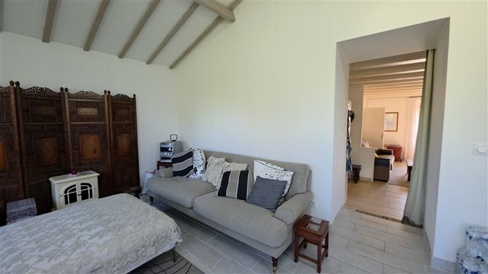 Image No.3-2 Bed House for sale