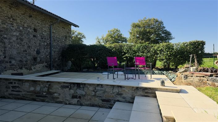 Image No.7-2 Bed House for sale