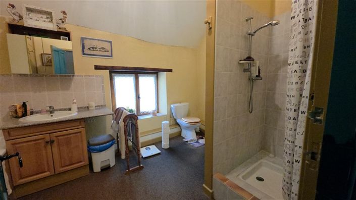 Image No.9-3 Bed House for sale