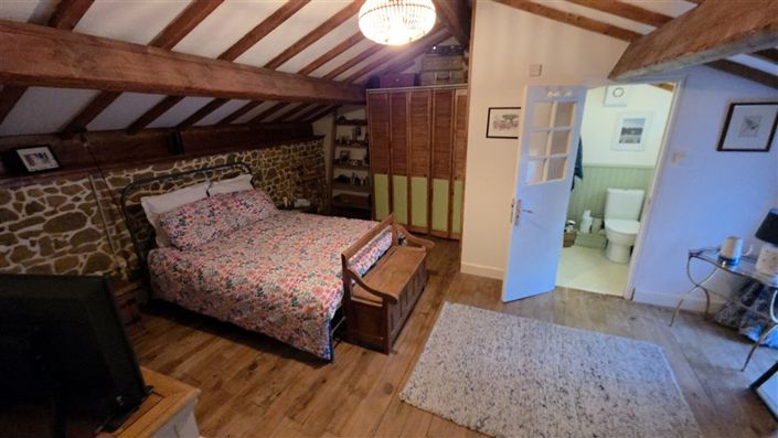 Image No.20-2 Bed House for sale