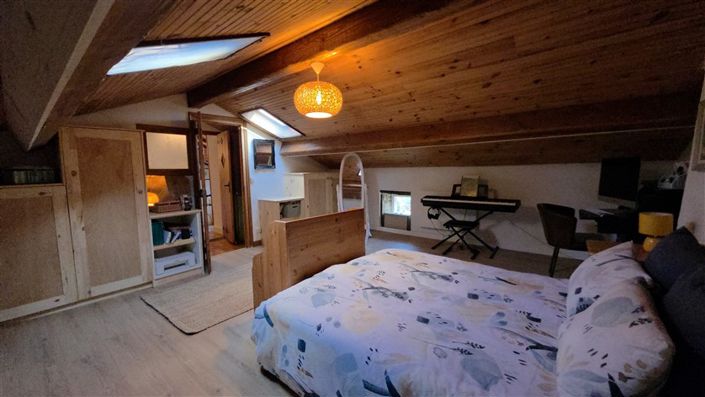 Image No.14-2 Bed Cottage for sale