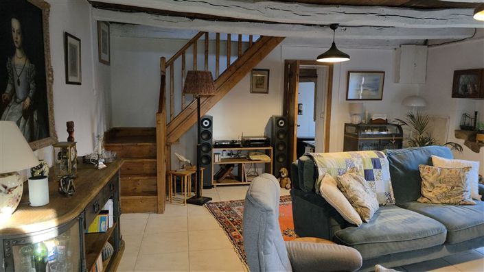 Image No.10-2 Bed House for sale