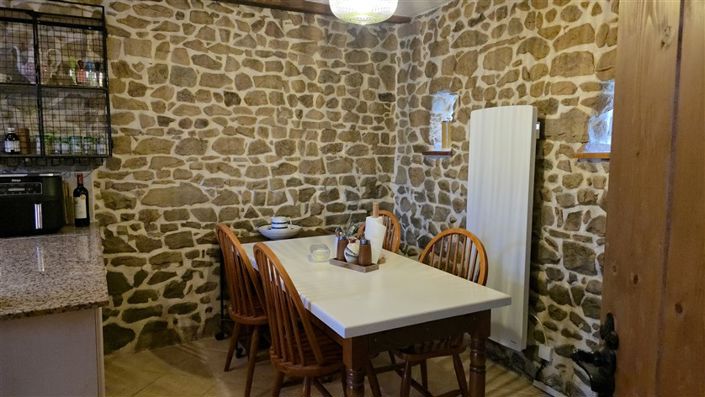 Image No.8-2 Bed House for sale