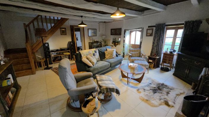 Image No.7-2 Bed House for sale