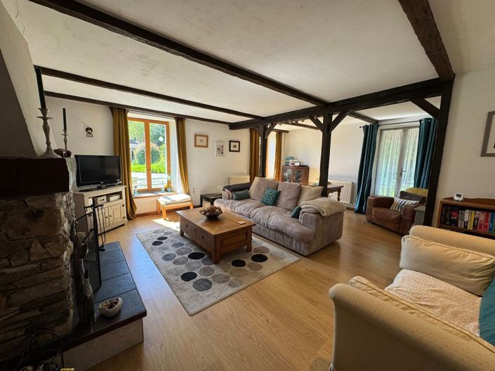 Image No.10-4 Bed House for sale