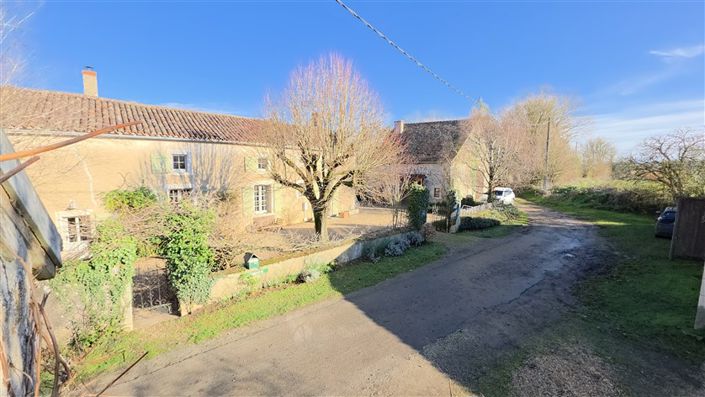 Image No.3-6 Bed House for sale