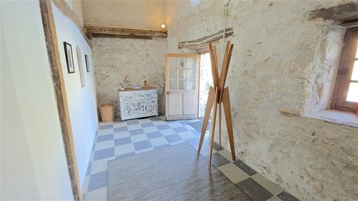 Image No.33-6 Bed House for sale