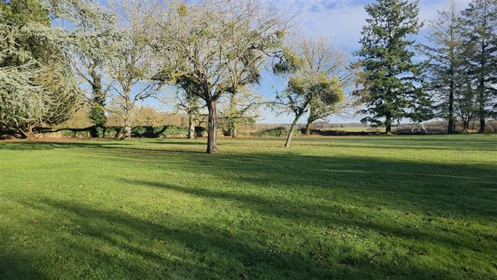 Image No.45-6 Bed House for sale