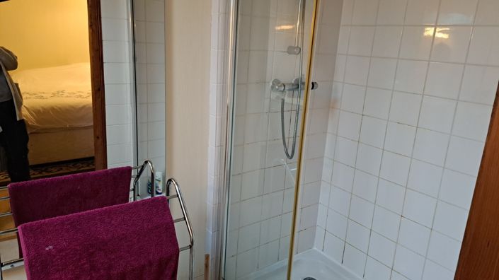 Image No.30-3 Bed House for sale