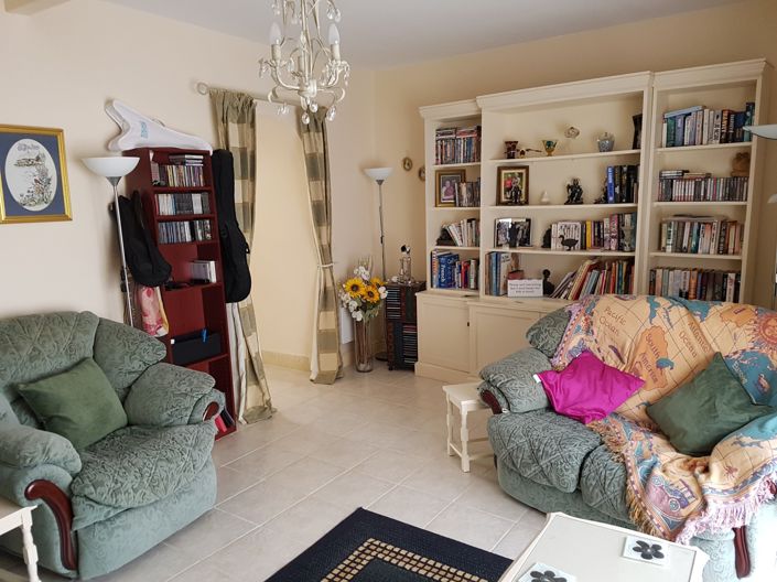 Image No.3-4 Bed House for sale