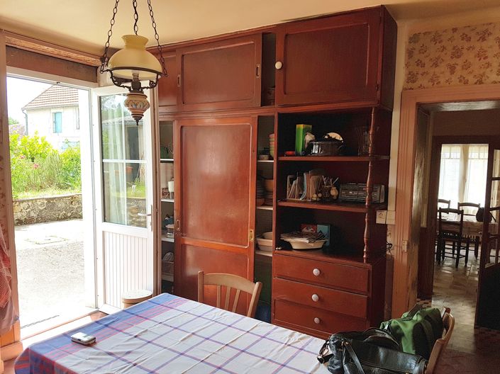 Image No.12-4 Bed House for sale