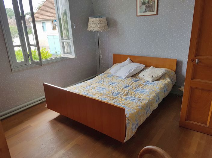 Image No.7-4 Bed House for sale