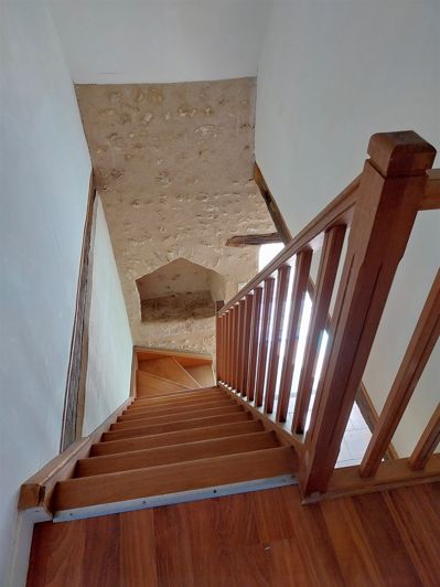 Image No.6-7 Bed House for sale