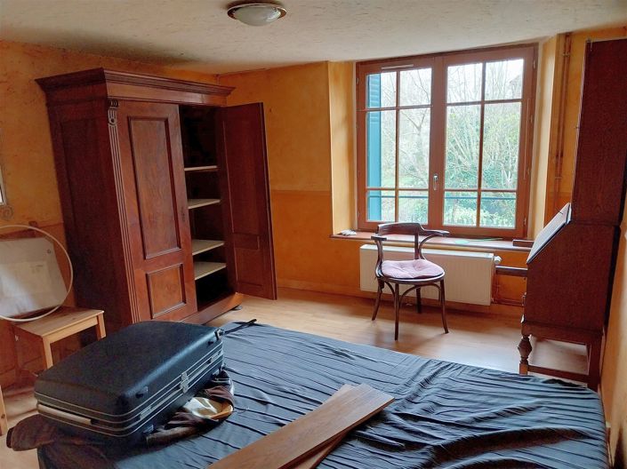Image No.8-3 Bed House for sale