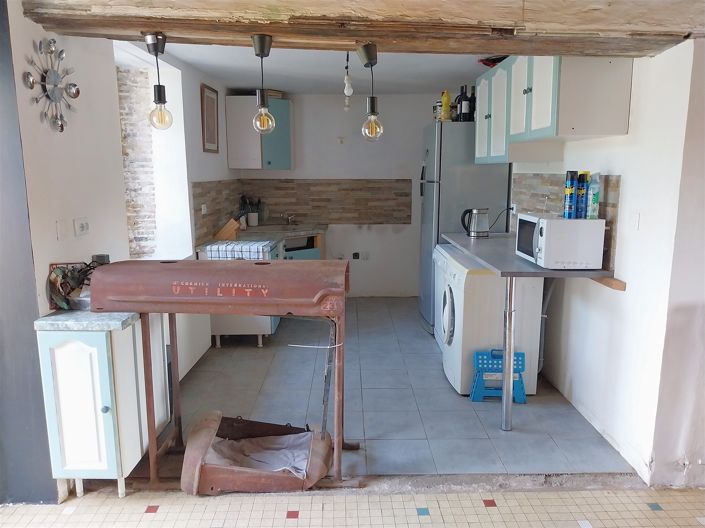 Image No.10-2 Bed House for sale