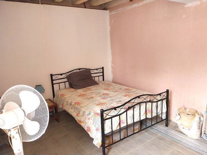 Image No.13-2 Bed House for sale