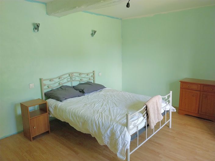 Image No.16-2 Bed House for sale