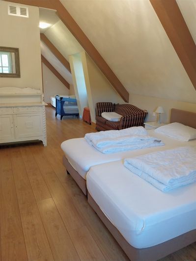 Image No.12-5 Bed House for sale