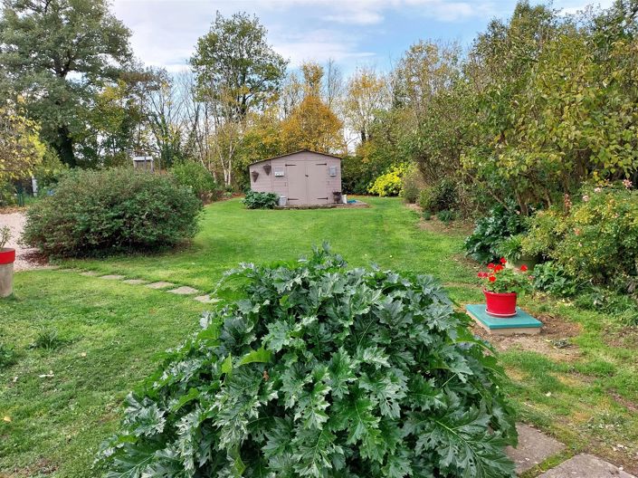 Image No.17-3 Bed House for sale