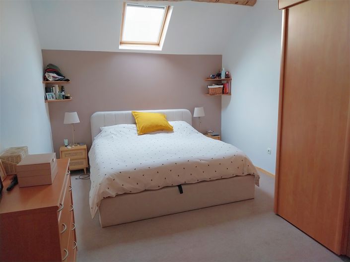 Image No.10-4 Bed House for sale