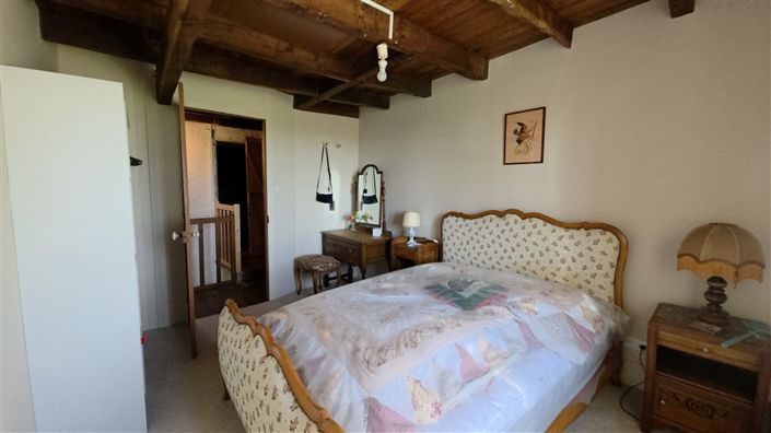 Image No.13-3 Bed House for sale