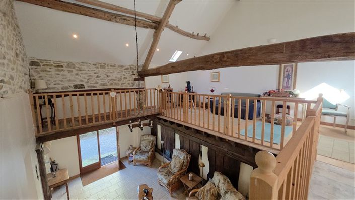 Image No.8-3 Bed House for sale