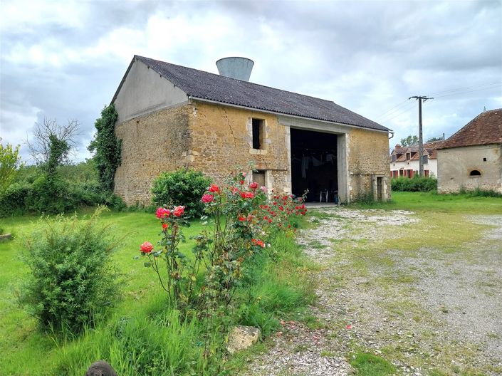 Image No.15-6 Bed Farmhouse for sale