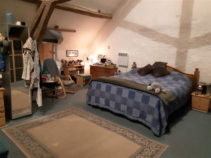 Image No.16-5 Bed House for sale