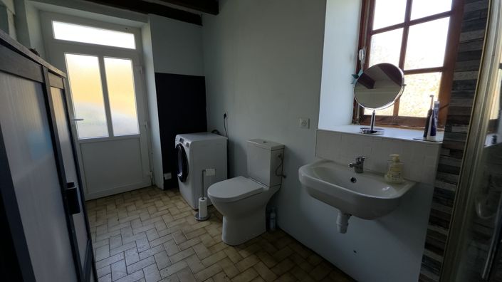 Image No.8-Propriété de 3 chambres à vendre à Jouac