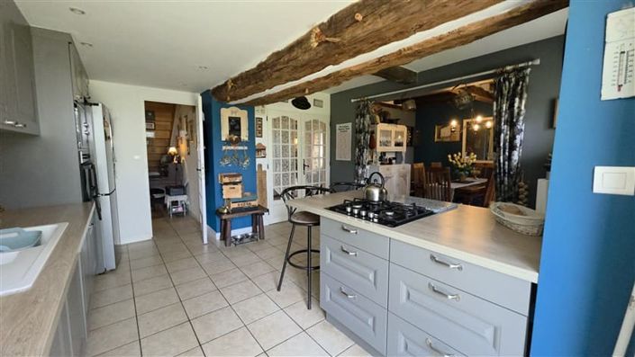 Image No.12-Propriété de 5 chambres à vendre à Nouic