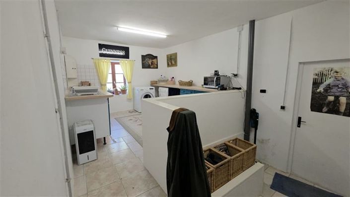 Image No.29-Propriété de 5 chambres à vendre à Nouic